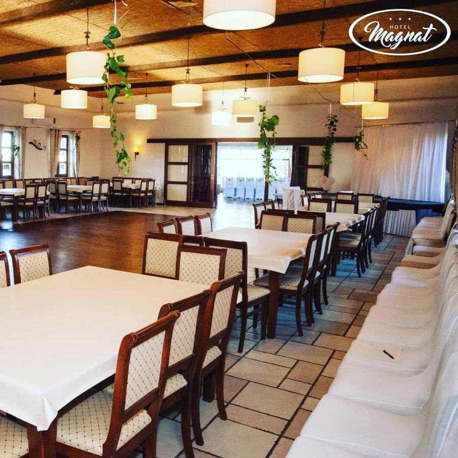 Słupca Hotel Magnat מראה חיצוני תמונה