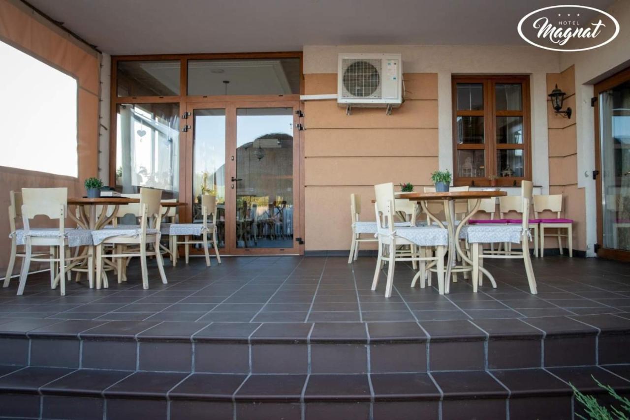 Słupca Hotel Magnat מראה חיצוני תמונה