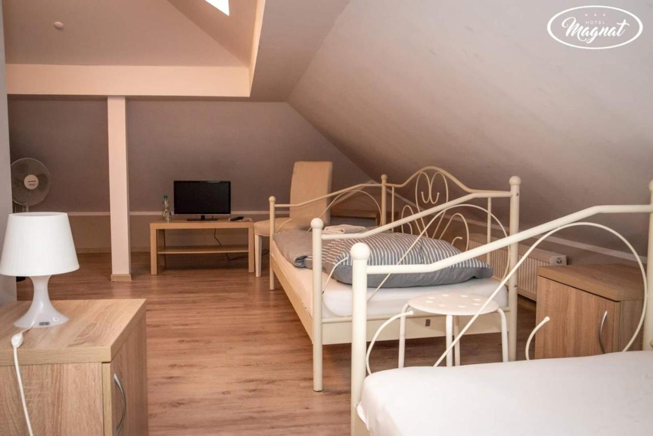 Słupca Hotel Magnat מראה חיצוני תמונה