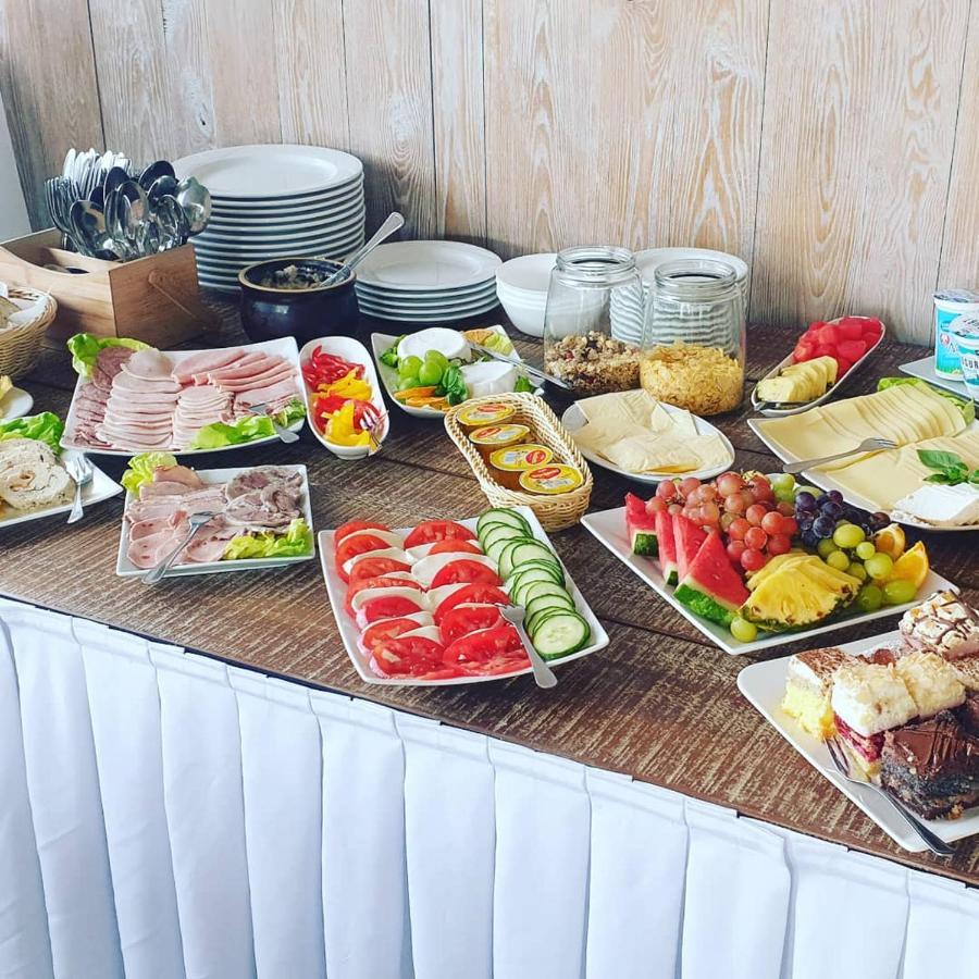 Słupca Hotel Magnat מראה חיצוני תמונה