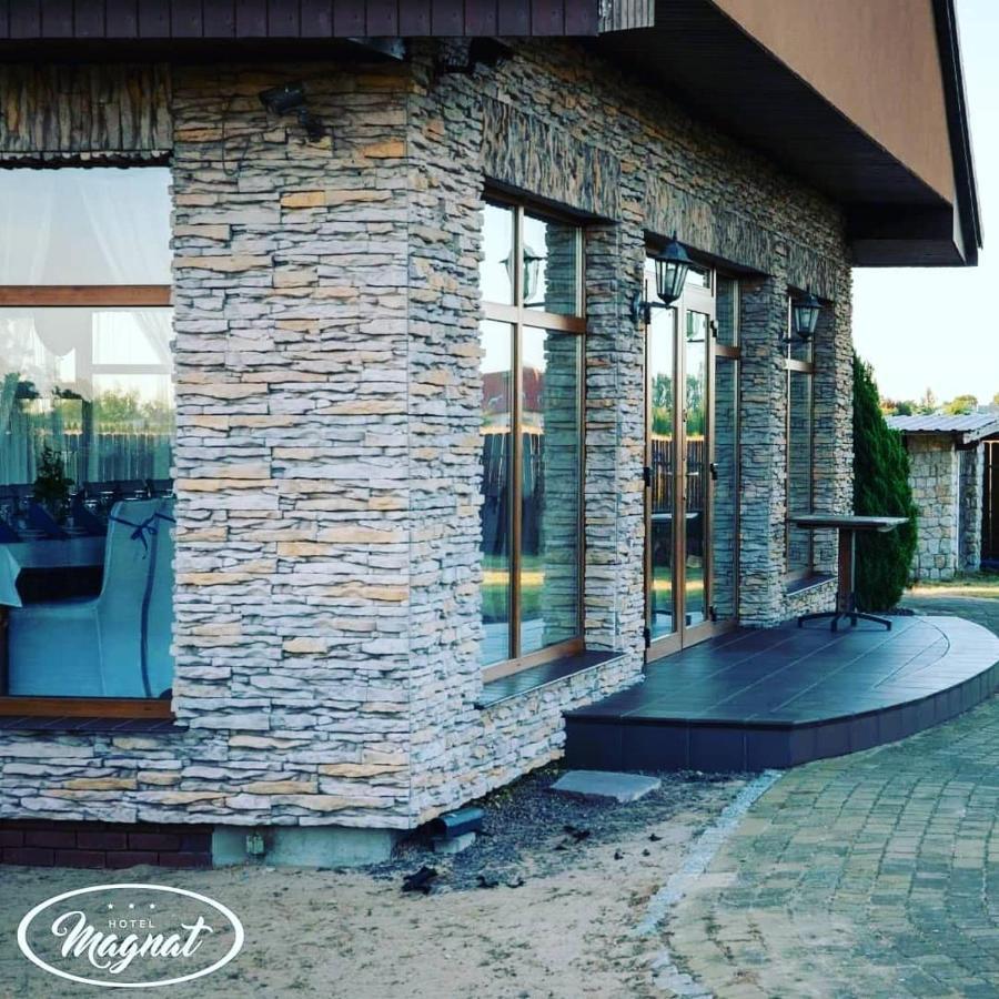 Słupca Hotel Magnat מראה חיצוני תמונה