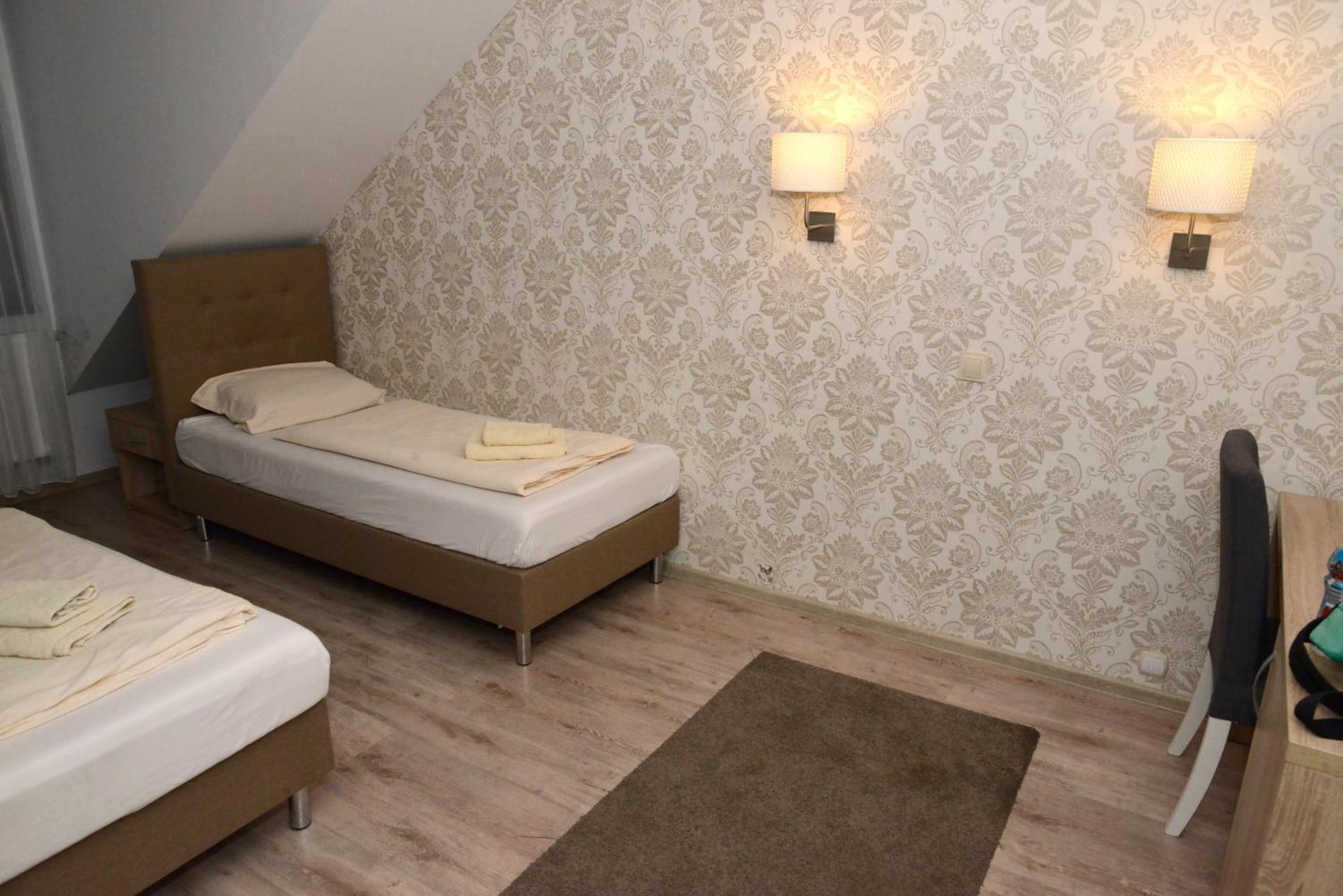 Słupca Hotel Magnat מראה חיצוני תמונה
